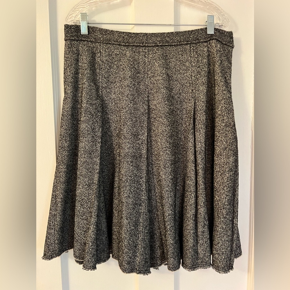 Burberry Gray Pleated Wool Skirt